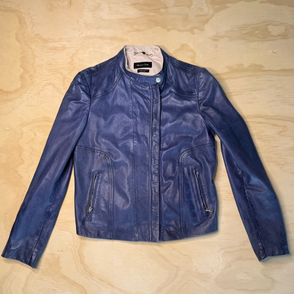90s Vintage women’s designer blue Massimo Dutti 100% leather jacket